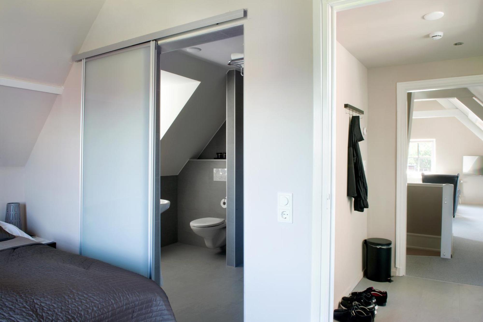 Hotel-Restaurant Thuis! Dinteloord Bilik gambar